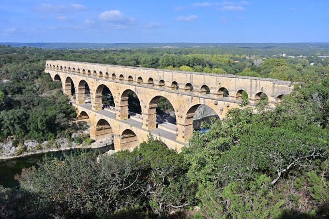 Au Mazet Du Parc Panzió Lédenon Kültér fotó
